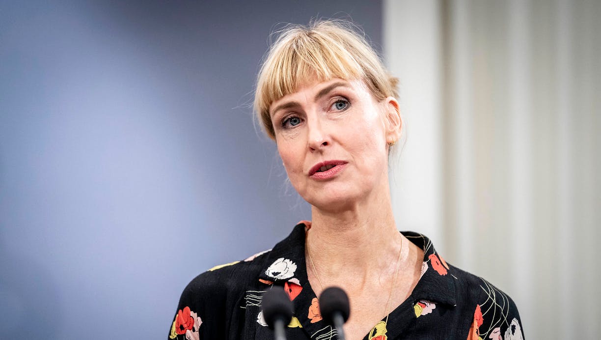 https://imgix.femina.dk/tyra_grove_krause.png