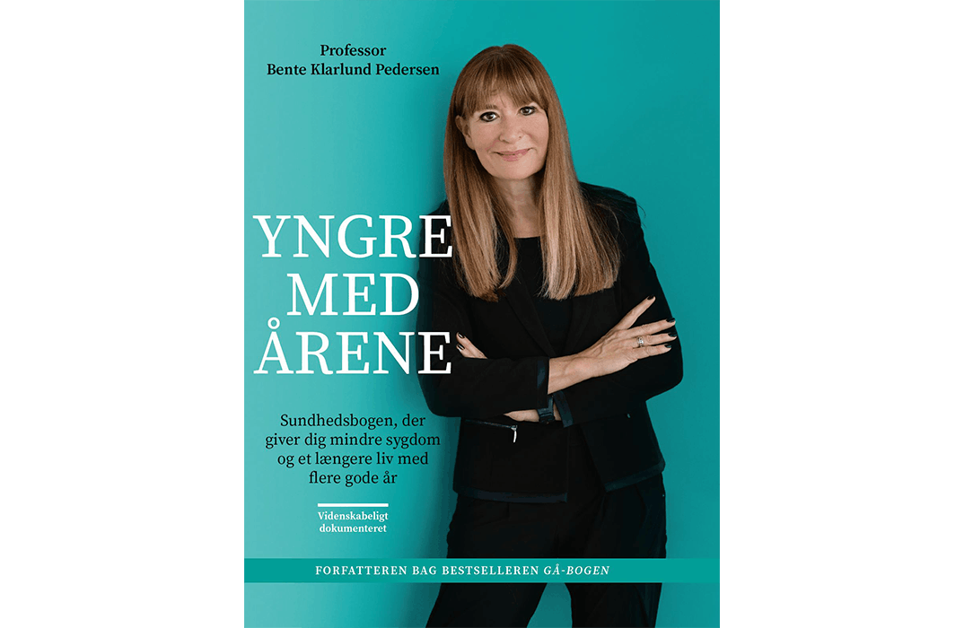 Yngre med årene bog